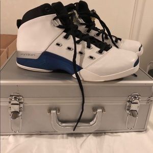 Nike Air Jordan XVII size 13